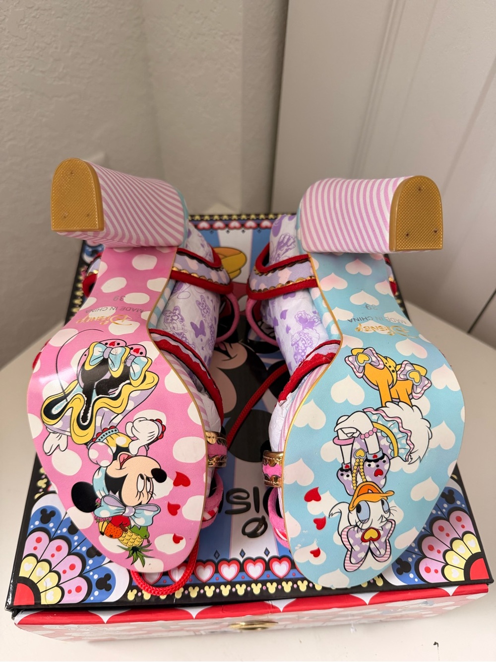 Irregular Choice Minnie Mouse Tropical Pineapple Heels in Pink, Blue, Black 2017 - Picture 4 of 4